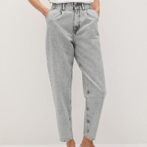 Mango MNG Corina Slouchy Grey Ankle Denim Jeans Size 2 USA